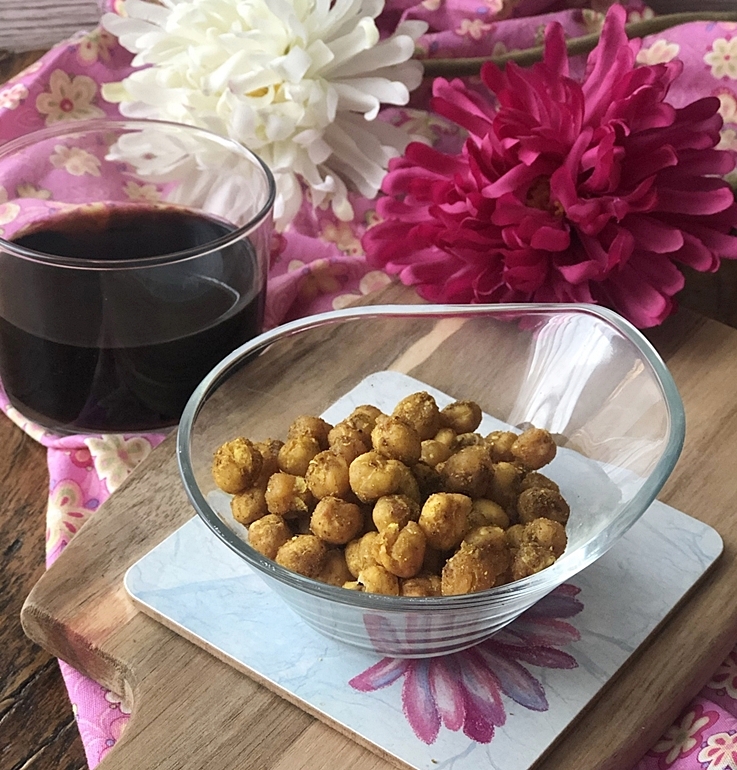 Aperitivo de garbanzos al curry