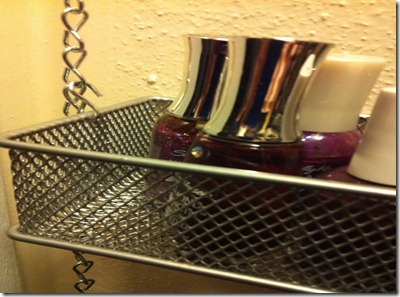 Nail polish hook