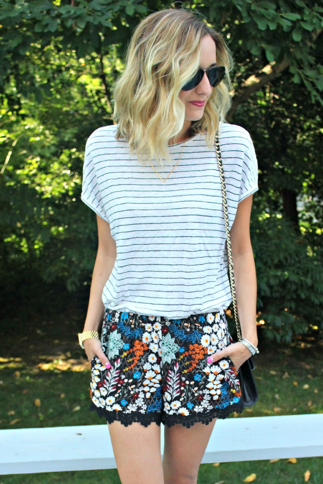 print mixing summer outfit