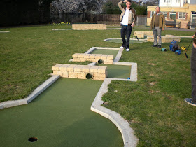 Minigolf in Motspur Park, London