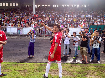 myanmar actors vs singers football match 2013