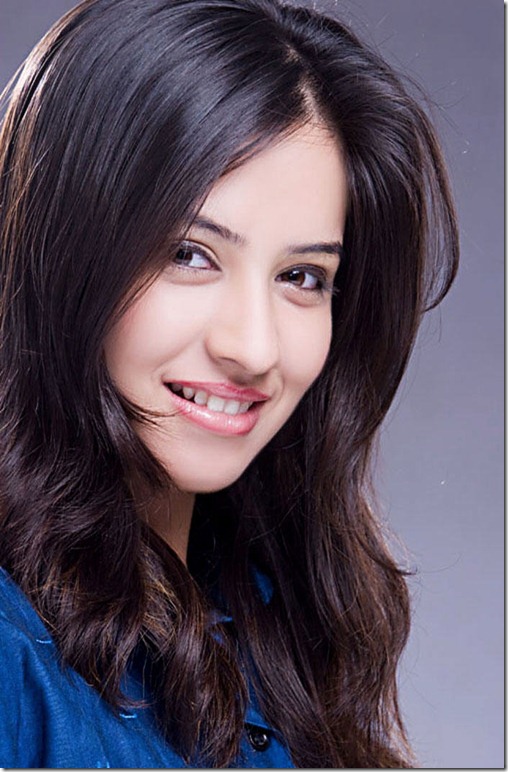 nisha-shah-hot2