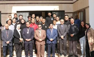 رئيس جامعة جنوب الوادي يفتتح المعرض الفني لطلاب كلية الطب البيطري