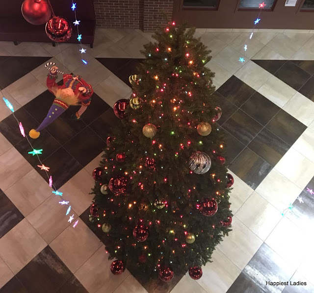 christmas tree michigan baubbles ornaments