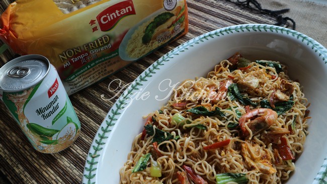 Mee Goreng CINTAN Yang Mudah dan Sedap - Azie Kitchen