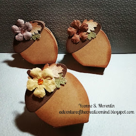 http://adventureofthecreativemind.blogspot.com/2016/12/thanksgiving-acorn-mini-boxes.html