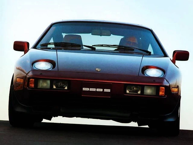 Porsche 928 S