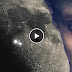VÔOS MISTERIOSOS NA LUA DELATAN A PRESENÇA ÁLIEN