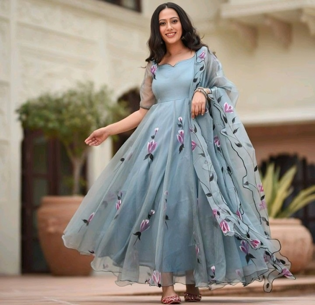 Frock Desgin 2025