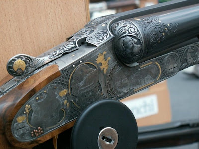 Etched Gun Stocks Seen On lolpicturegallery.blogspot.com