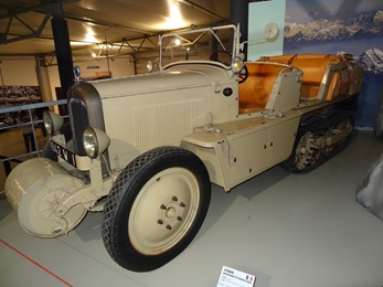 2019.01.20-086 Citroën Autochenille P17 croisière jaune 1931