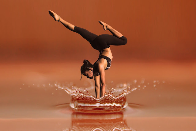 Yoga in water image by Geralt