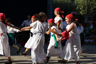 Grupo de danzas Erreka Ortu