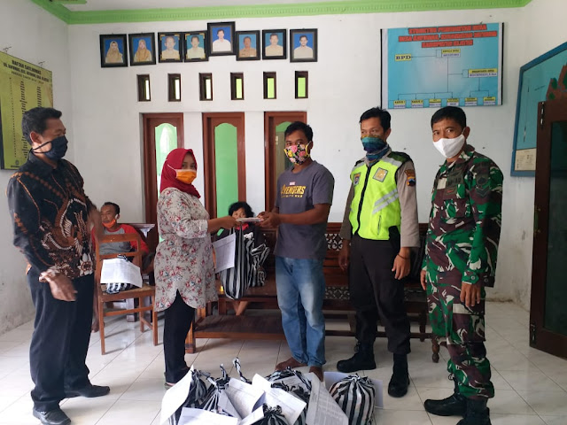 3000 Masker Gratis Untuk Warga Desa Kayumas Jatinom
