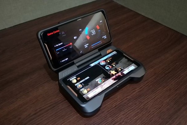 ASUS ROG Phone Rеvіеw - A Gаmіng Phоnе That Aсtuаllу Dеѕеrvеѕ The Nаmе