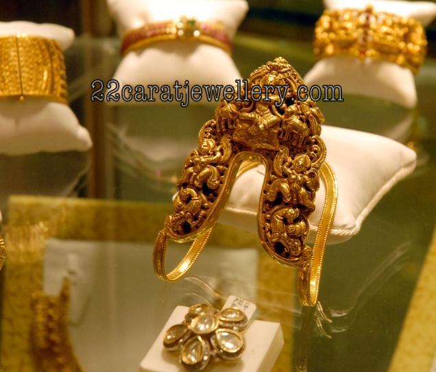 Buy Magnificent Leaf pattern Gold Ring |GRT Jewellers