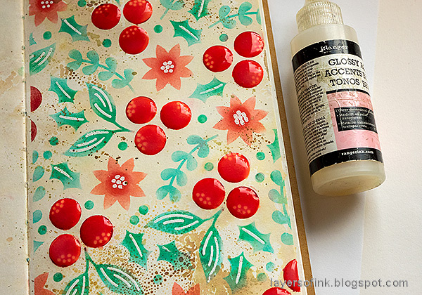 Layers of ink - Winter Art Journal Page Tutorial by Anna-Karin Evaldsson.