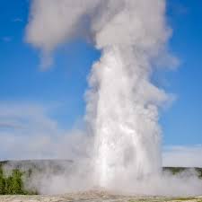 Yellowstone National Park - Geyser