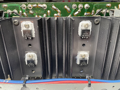 Marantz 4230_Power Transistors_front (L&R)_after servicing