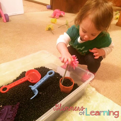 Spring sensory table