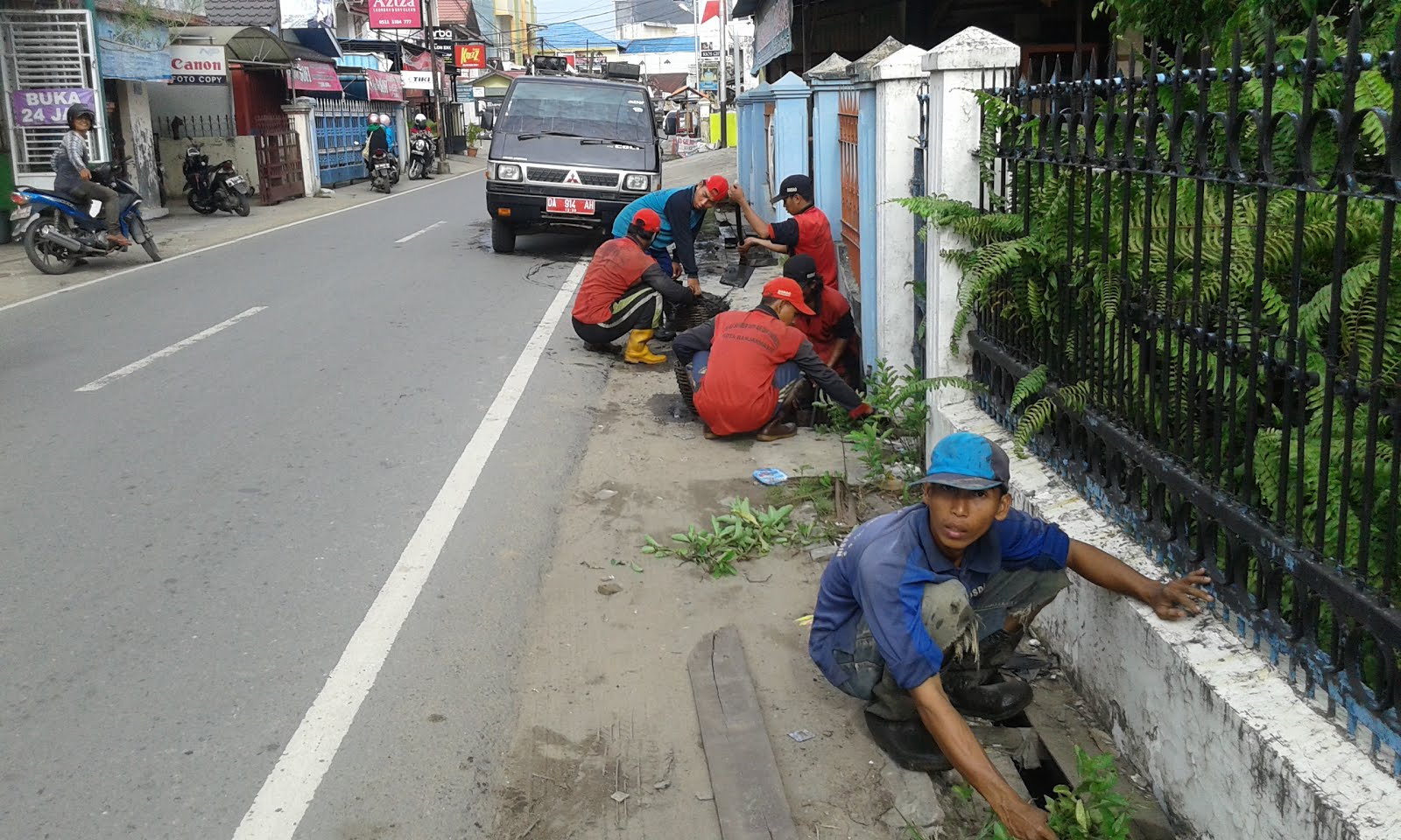 Grup 1 Kegiatan Pemeliharaan Rutin Drainase Jl Cemara 