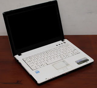 Jual Laptop Axioo Neon M72SR Second