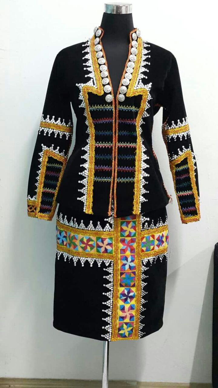 BORNEO TRADISIONAL COSTUME: Pakaian Tradisi Daerah Papar