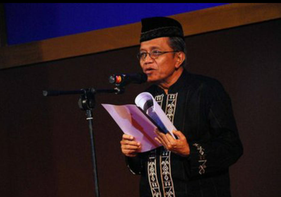 Taufiq Ismail Baca Puisi