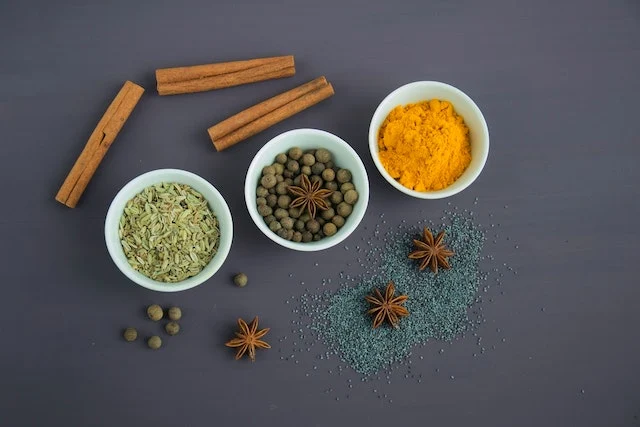 Discovering the Benefits of Buying Herbs and Spices Online