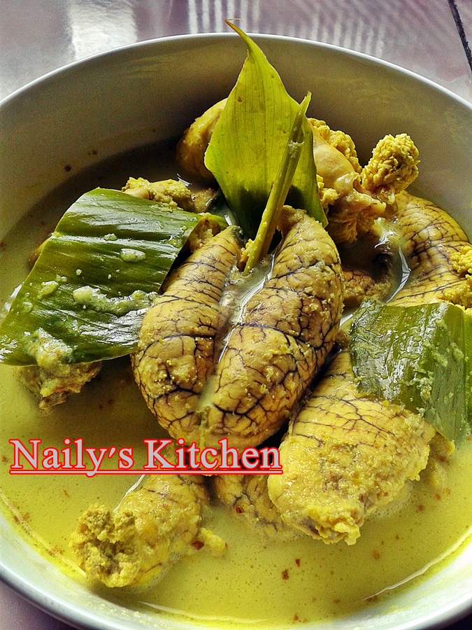 NAILY'S KITCHEN: MASAK LEMAK CILI API TELUR IKAN TENGGIRI