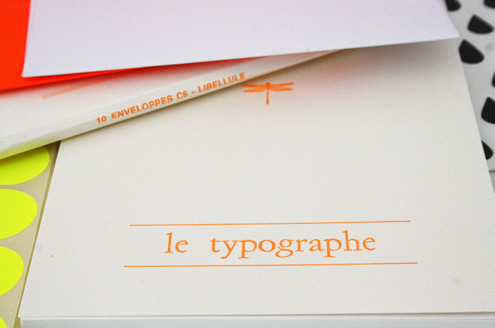 Le Typographe - Buiten de Lijntjes