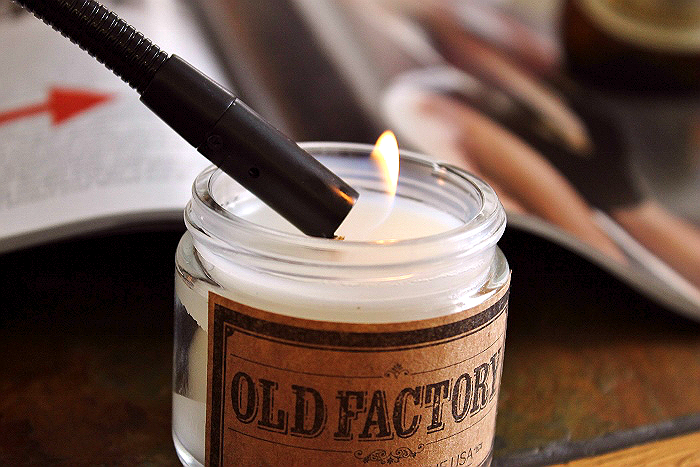 #OldFactory Candle gifts online through Amazon Prime- Man Cave: Mahogany, Leather, and Straight Razor