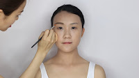 Modern Oriental Bridal Makeup - Use concealer to make it more defined brow