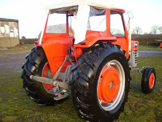 Massey Ferguson 188 tractor