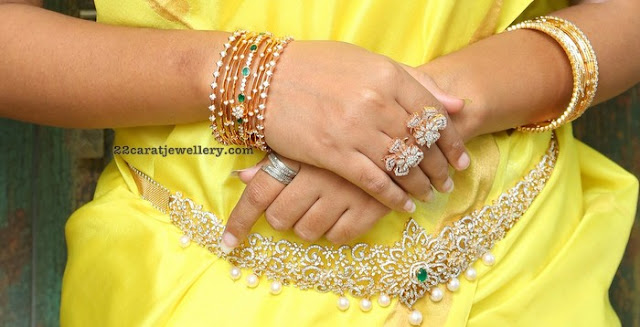 Niloufer Diamond Emerald Sets Bangles 