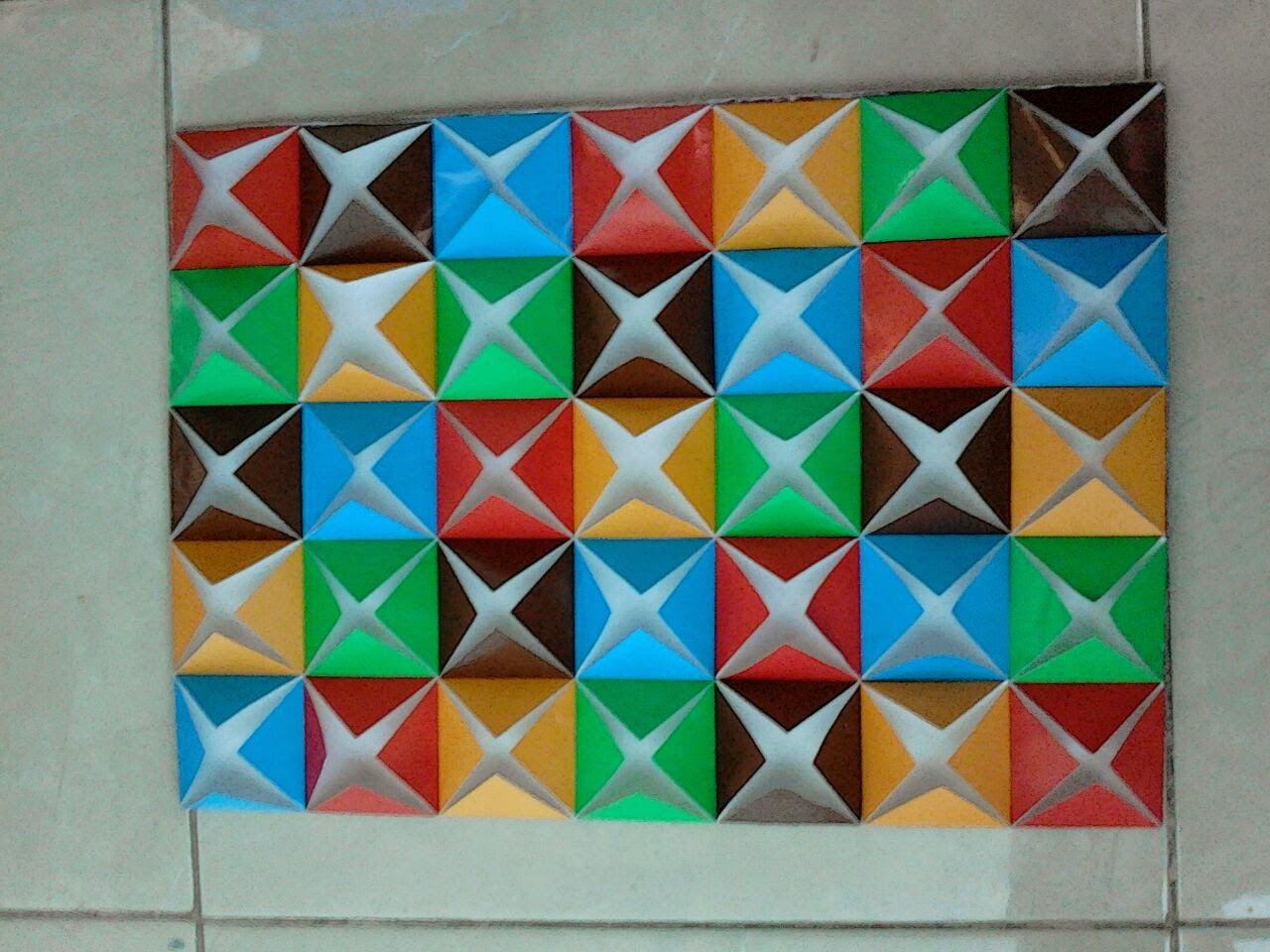 hobby dan kreasi Hiasan Dinding dari Kertas Origami 