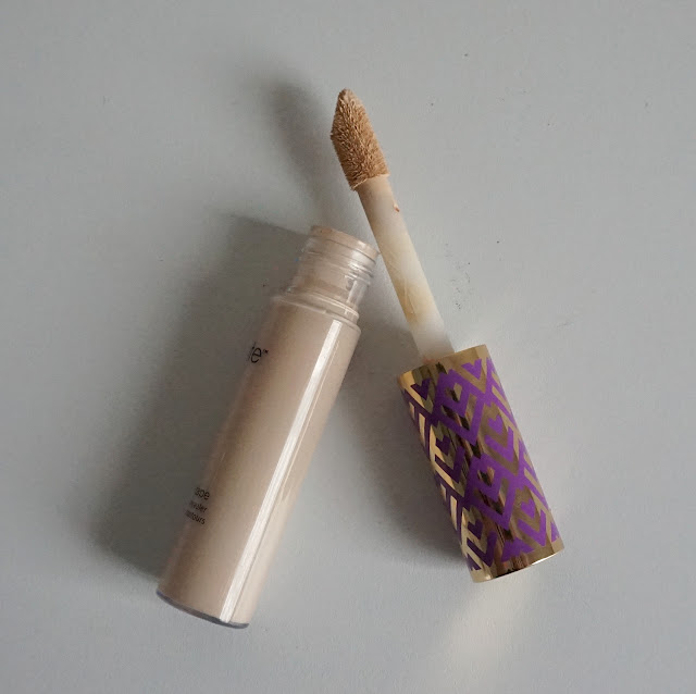 Revue Shape Tape Contour Concealer Tarte Cosmetics