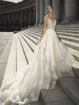 Find%20the%20Perfect%20Wedding%20Gowns%20in%20Surrey%20at%20Always%20and%20Forever%20Bridal.jpg