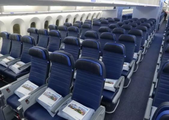 Boeing 767-300ER seats