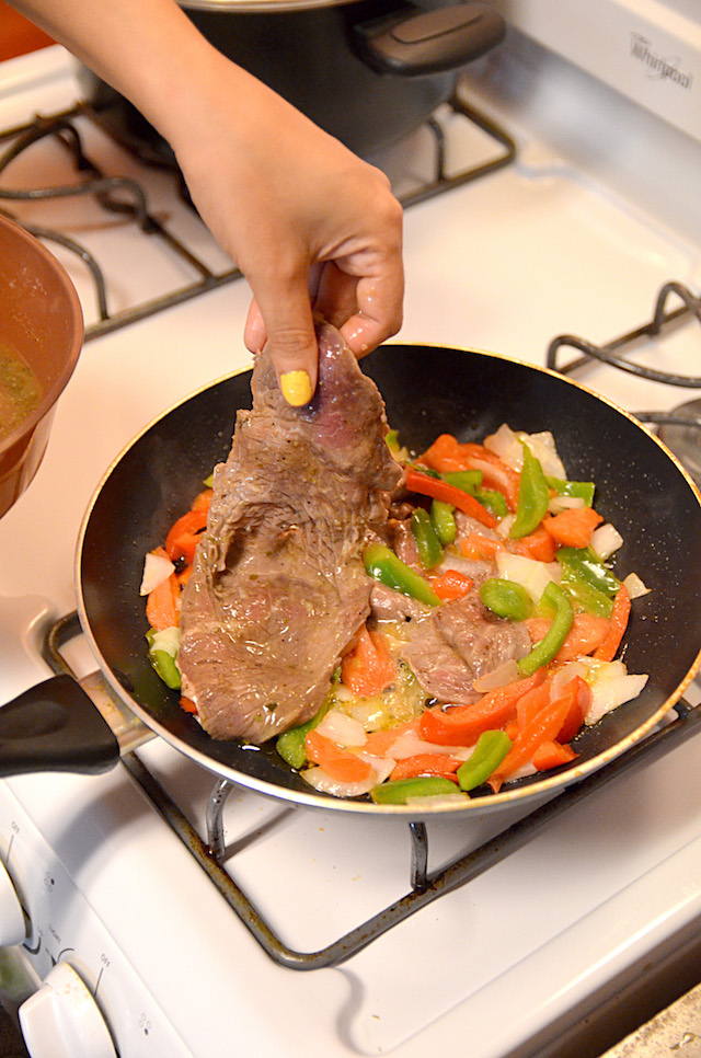 Bistec en Salsa Verde -HERDEZ- Salsa Verde-Mari Estilo- Recetas Mexicanas- Día del Niño