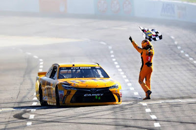 Reigning champion, Kyle Busch had another dominant weekend.