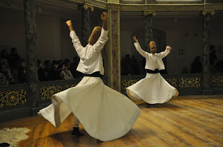 danza sufí, dervixos, derviches, monestir mevlevi, monasterio mevlevi, Estambul