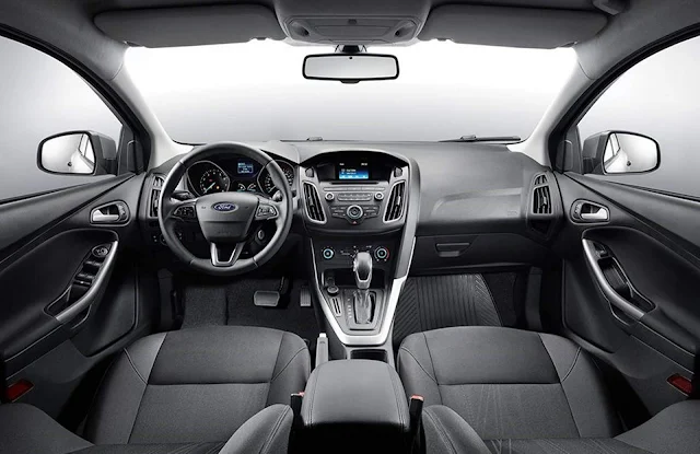 Ford Focus SE 2.0 AT 2018 - Interior