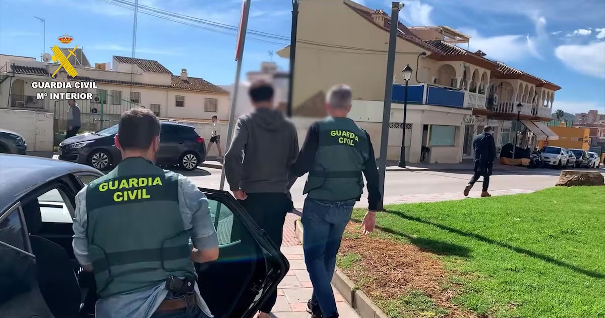 Más de 100 detenidos en una operación contra la estafa del ‘hijo en apuros’: “Papá, soy yo, pincha aquí”