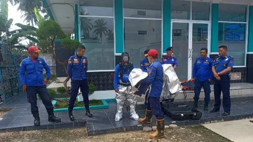 Damkar Kota Payakumbuh Berbagi Ilmu Penyelamatan Ke PLN