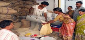 खंडवा. जिले के 2 लाख 40 हजार पात्रता प्राप्त परिवार (गरीब परिवार) वास्तव में गरीब के लिए इमेज नतीजे