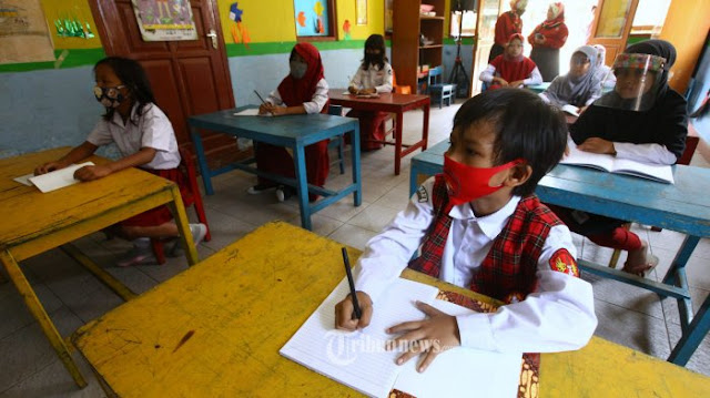 Ternyata 95 Persen Guru di Indonesia Lebih Memilih Pembelajaran Jarak Jauh (PJJ)