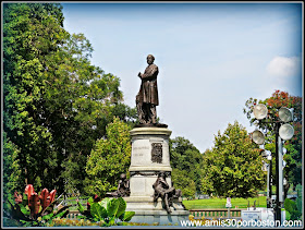 Estatua del Presidente de Estados Unidos James A. Carfield en el National Mall de Washington D.C. 