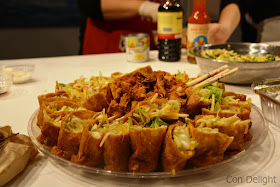 אינארי במילוי סלט פאפאיה inari pockets filled with papaya salad