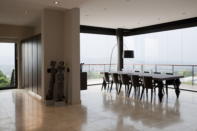 Picture of large open dining room with the view